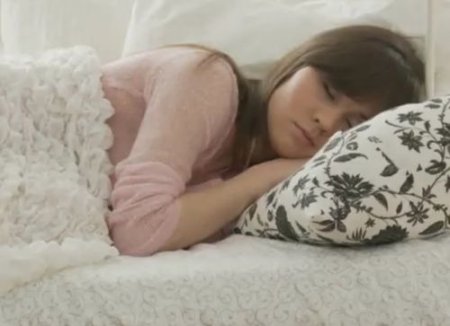 Пробуждение спящей красавицы со взаимным половым удовольствием